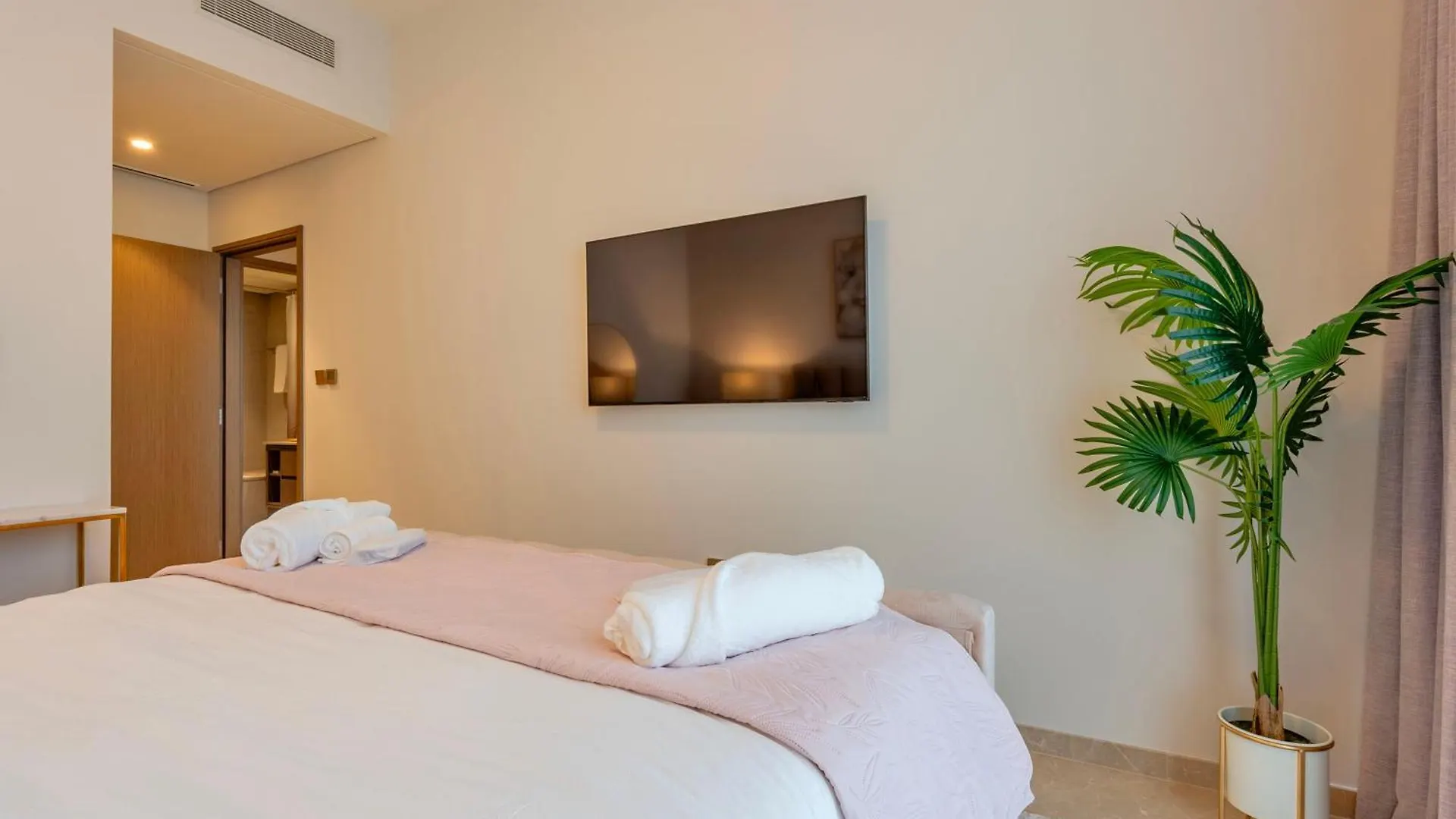 Downtown Luxury - Full Burj Khalifa & Fountain Views - 5 Minutes Walk To Dubai Mall United Arab Emirates